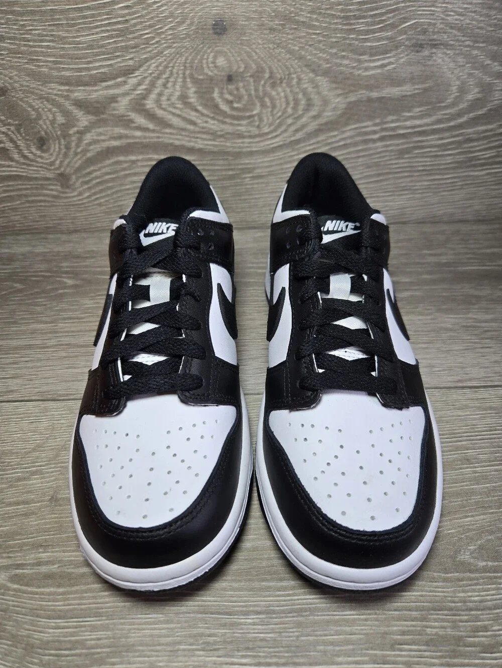 Nike Dunk Low GS Panda CW1590-100 Size 5Y / 6.5 Womens White Black Retro New